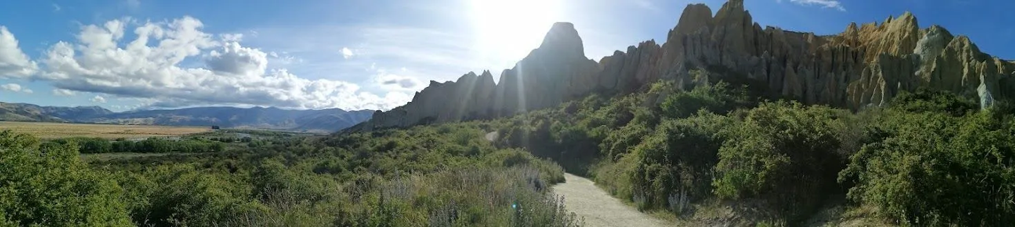 Omarama Clay Cliffs
